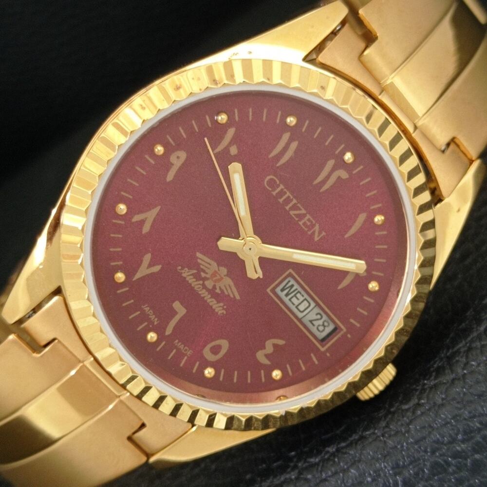 Vintage 1971 Citizen Automatic Mens Gold Watch W/daydate & Red accents